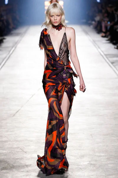 Look 45